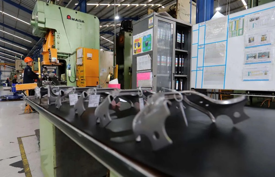 PMI Manufaktur Kembali ke Zona Ekspansi, Kadin: Pemulihan Belum Solid